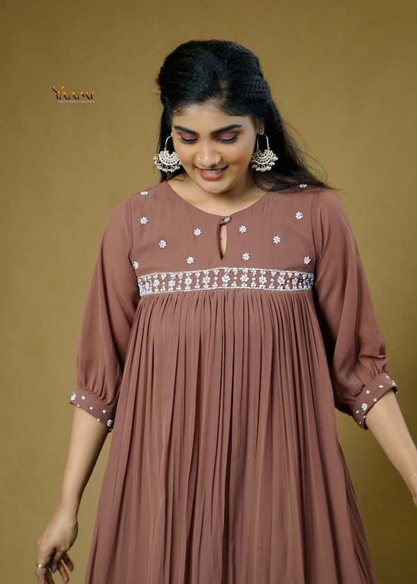 TIERED HEMLINE FLORAL HANDWORKED KURTHI
