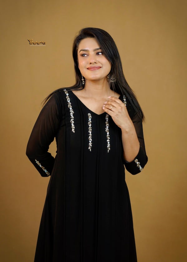 VERTICAL PANEL A-LINE KURTI YD10366