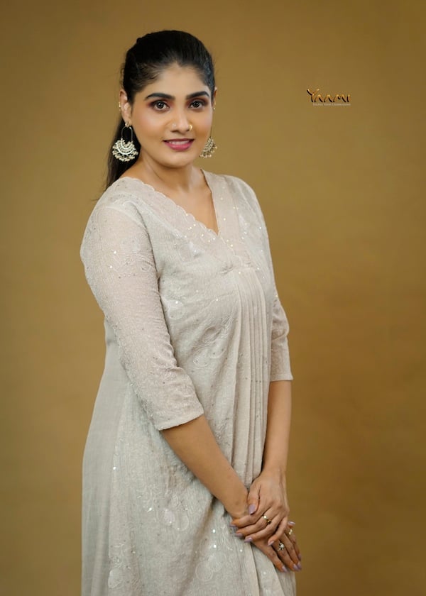 MUL CHIFFON PASTEL EMBROIDERED KURTHI YD10359