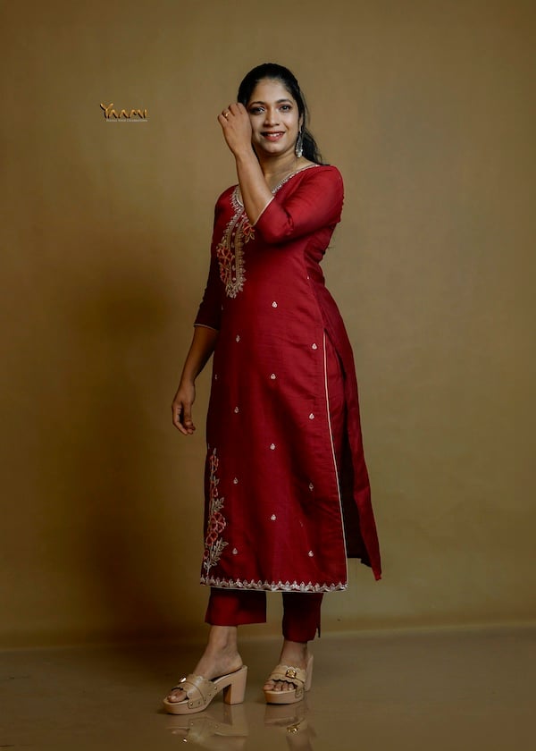 VATICAN SLITTED KURTA SET YD10371