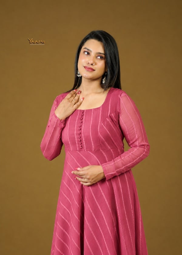 STRIPED FLARED ANARKALI KURTI  YD10377