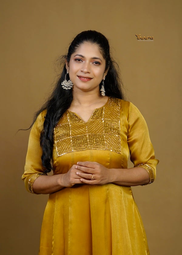 COSMOS SHIMMER PANEL CUT KURTI YD10369