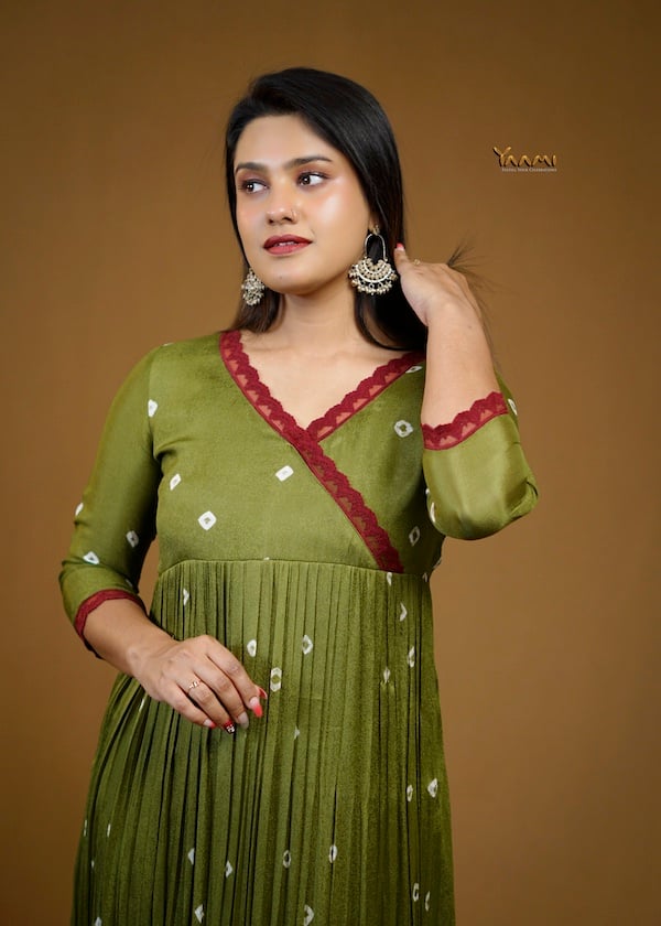 VISCOSE GEORGETTE DESIGNER KURTHI YD10372