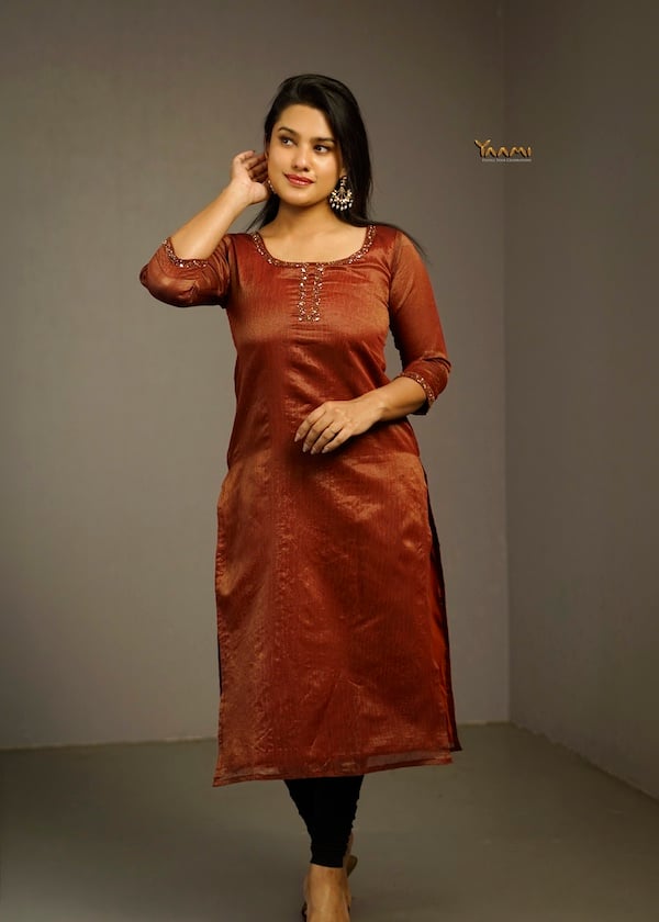 VISCOSE ORGANZA SLITTED KURTI YD10380