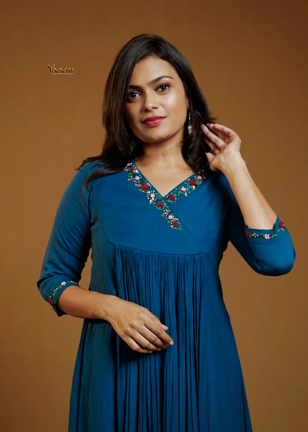 HANDWORKED CORAL KURTI YD10379