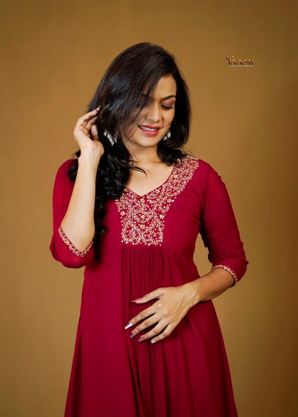 ZARI AND SEQUIN EMBROIDERED KURTI. YD10376