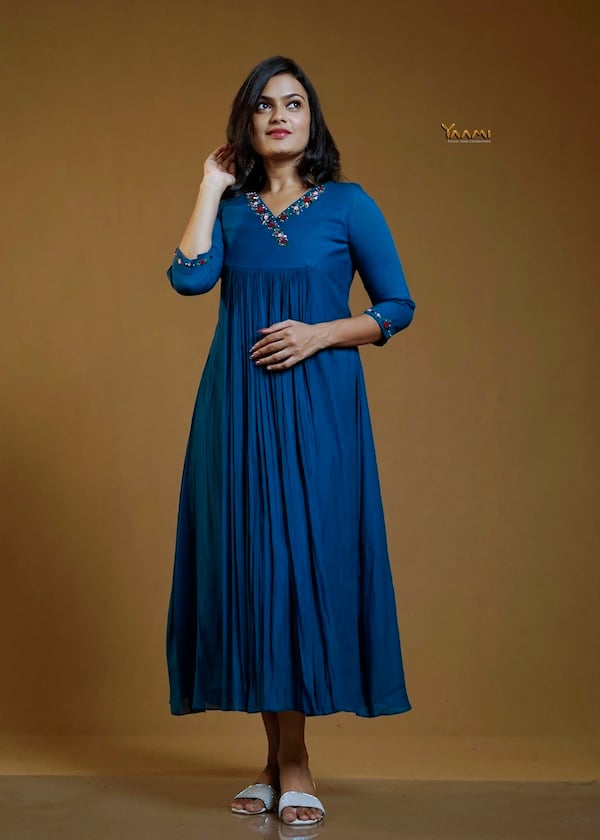 HANDWORKED CORAL KURTI YD10379