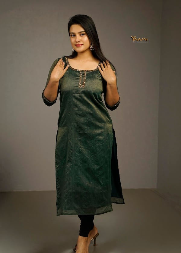 VISCOSE ORGANZA SLITTED KURTI YD10380