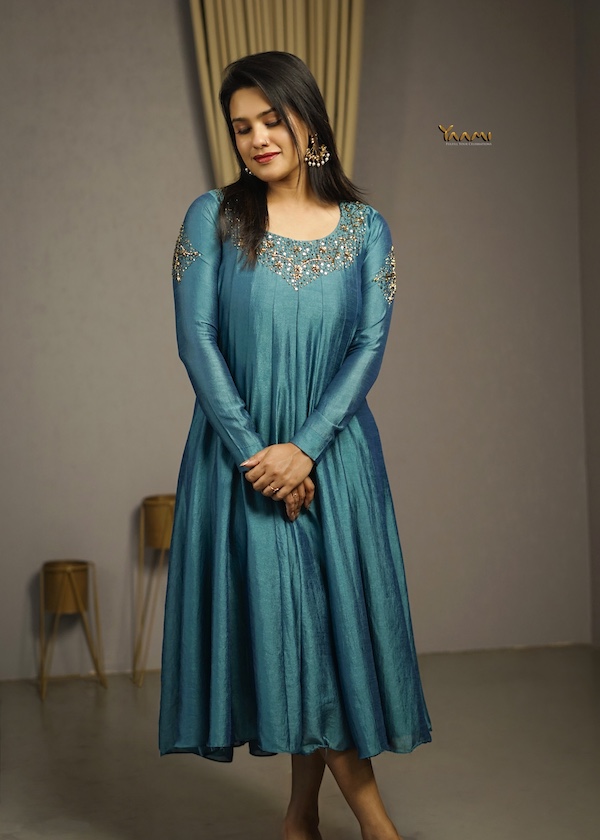 HANDWORKED BADRI SILK KURTI YD10381