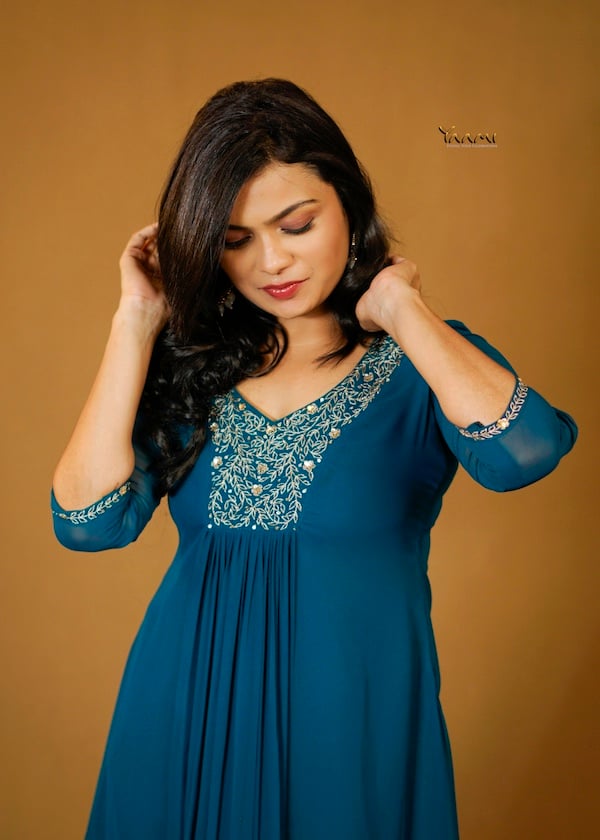ZARI AND SEQUIN EMBROIDERED KURTI. YD10376